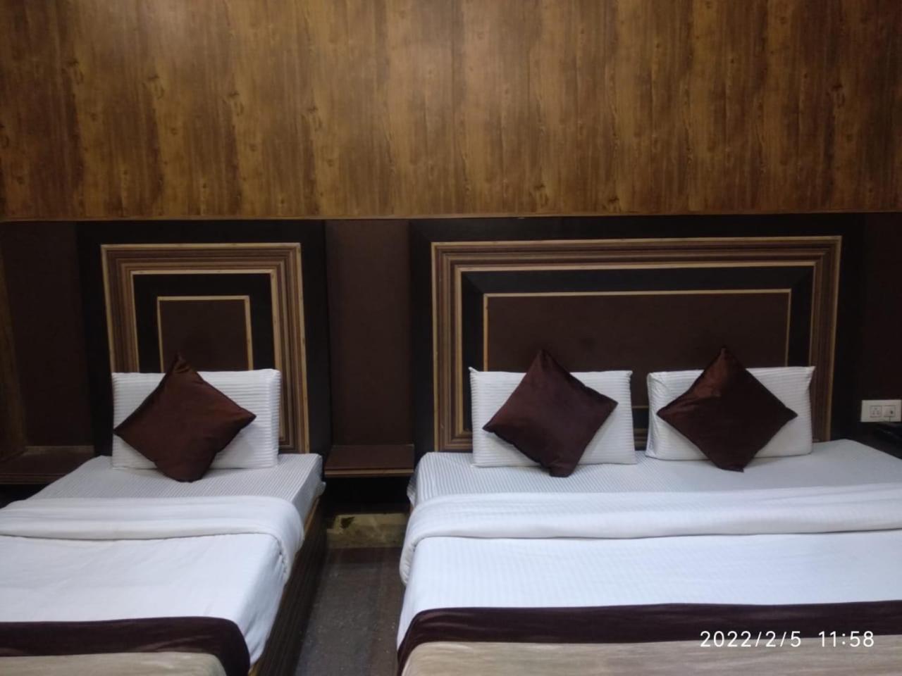 Hotel Pardesi Haridvár Kültér fotó