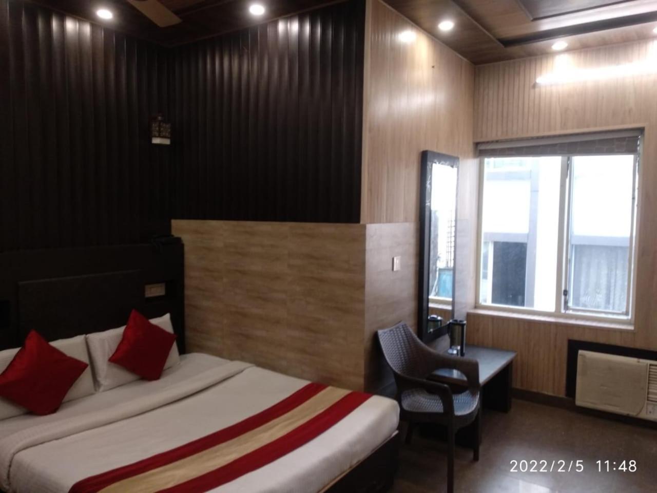 Hotel Pardesi Haridvár Kültér fotó