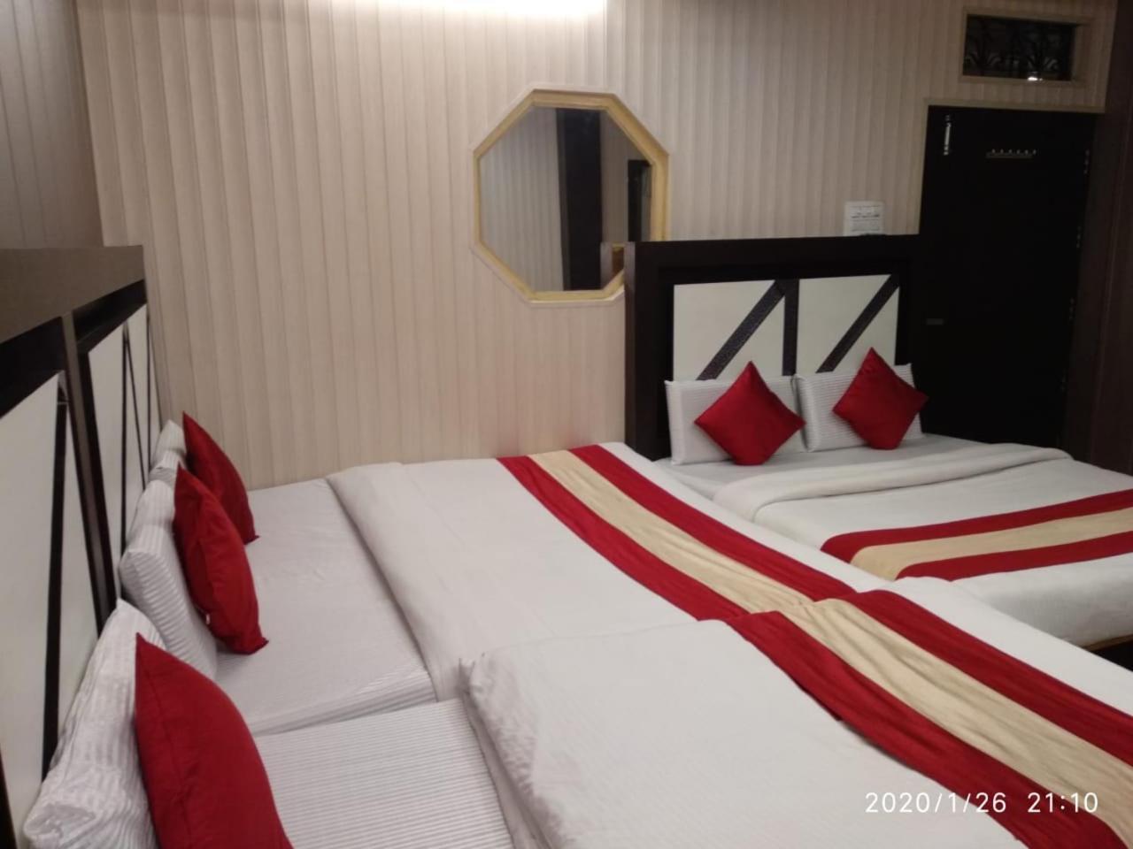 Hotel Pardesi Haridvár Kültér fotó