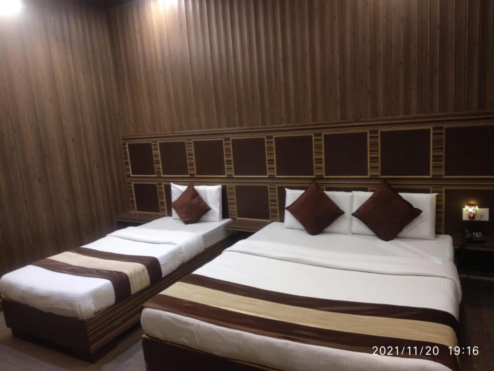 Hotel Pardesi Haridvár Kültér fotó