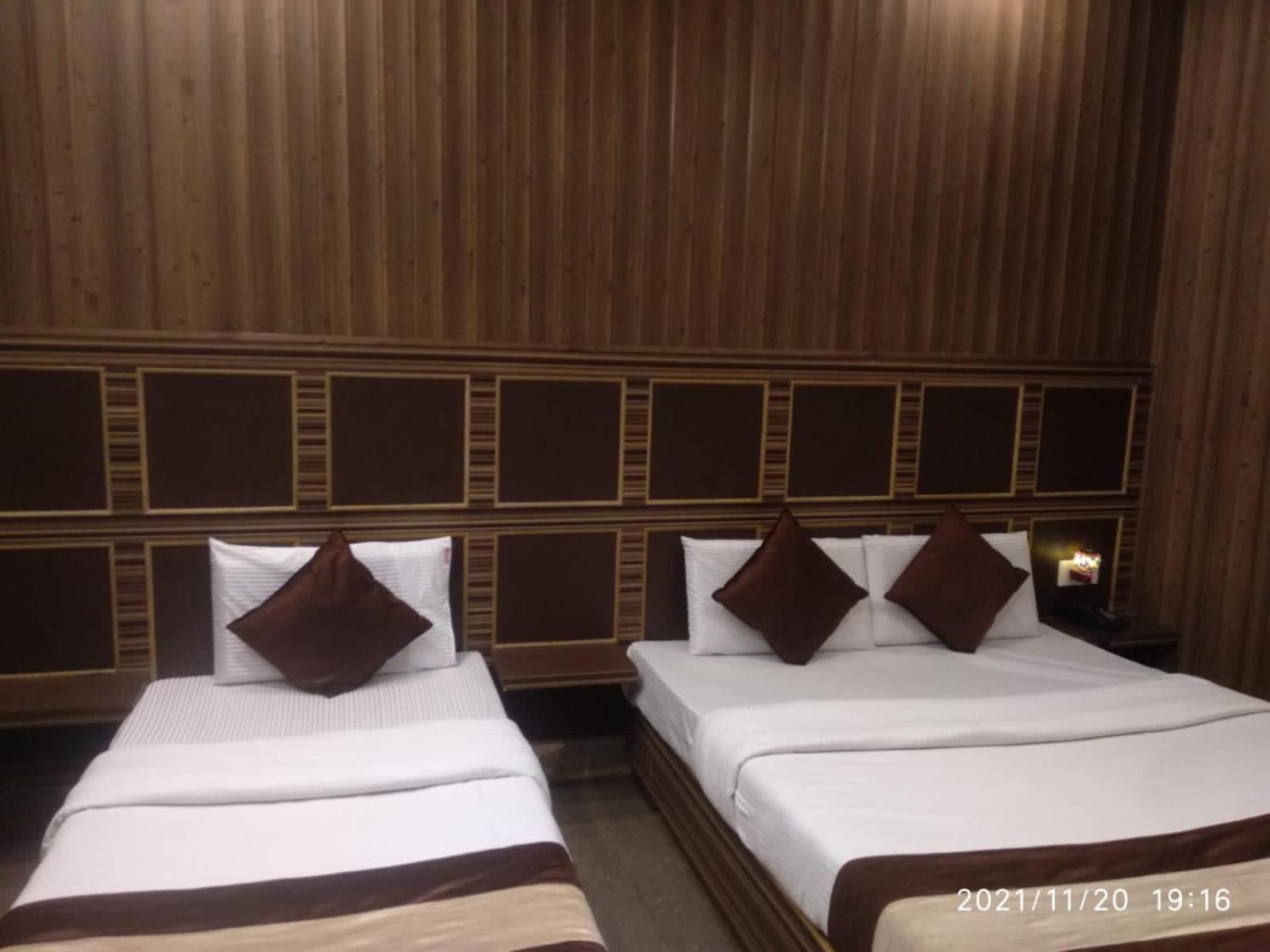 Hotel Pardesi Haridvár Kültér fotó