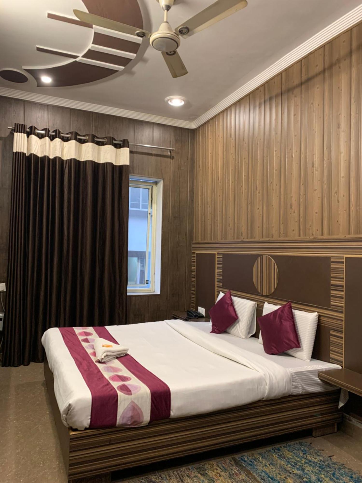 Hotel Pardesi Haridvár Kültér fotó