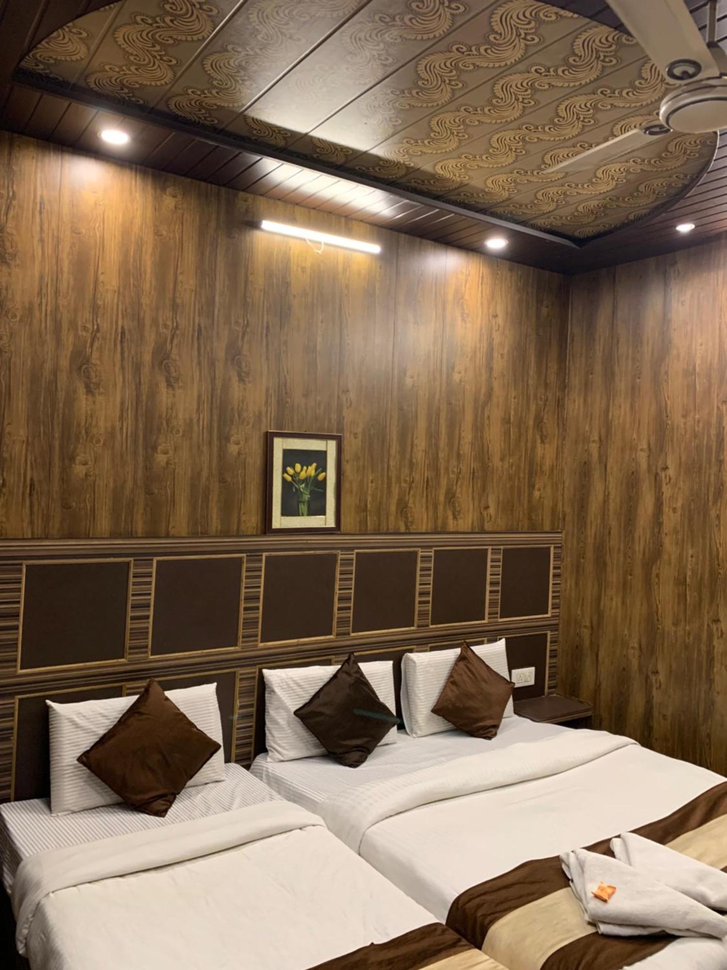 Hotel Pardesi Haridvár Kültér fotó