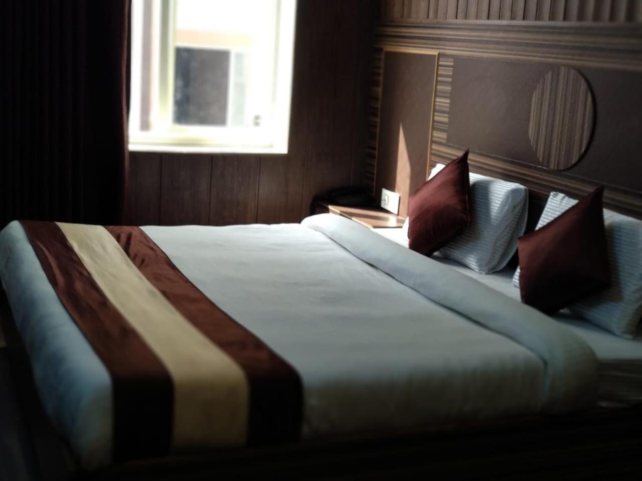 Hotel Pardesi Haridvár Kültér fotó