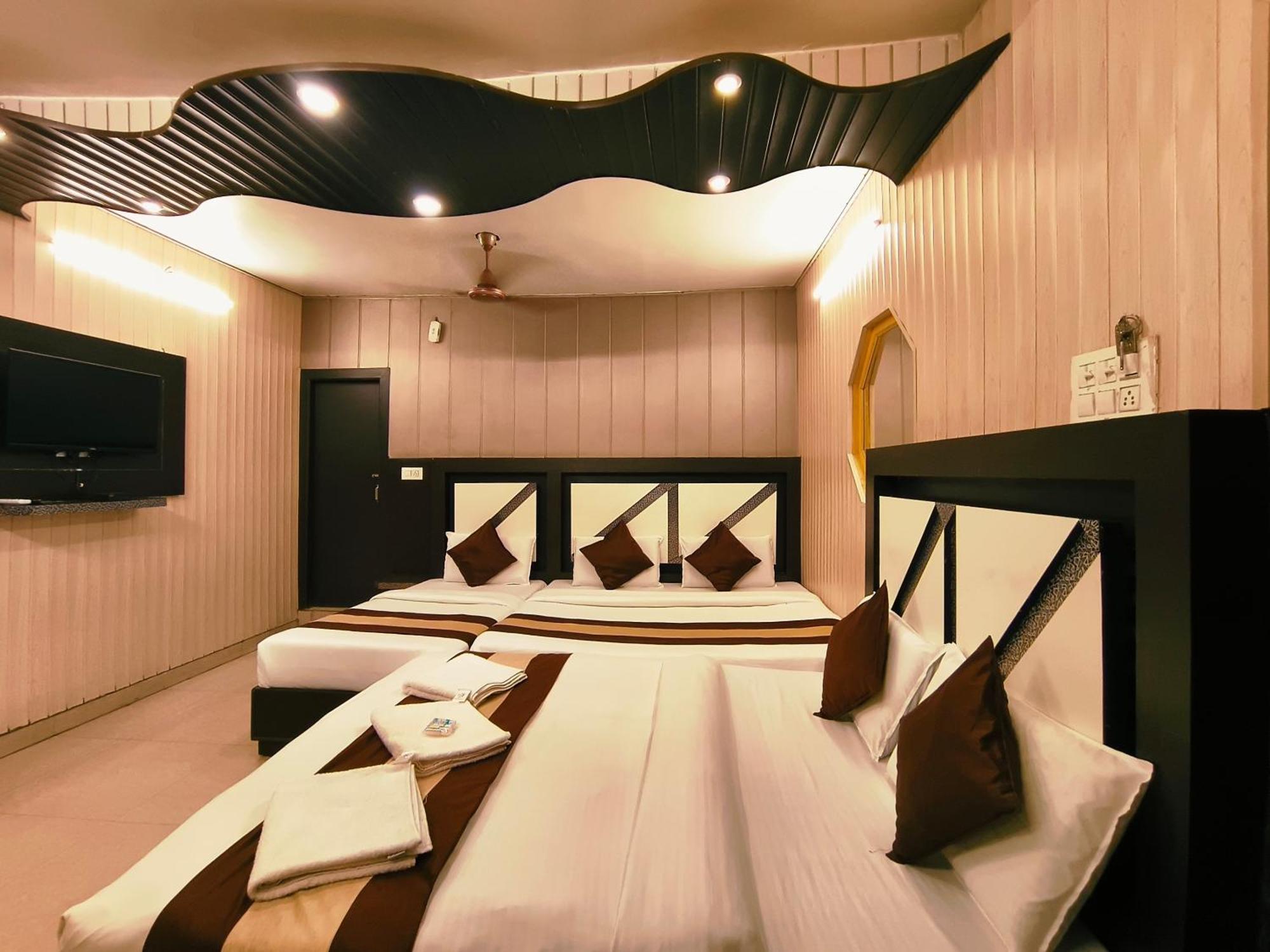 Hotel Pardesi Haridvár Kültér fotó